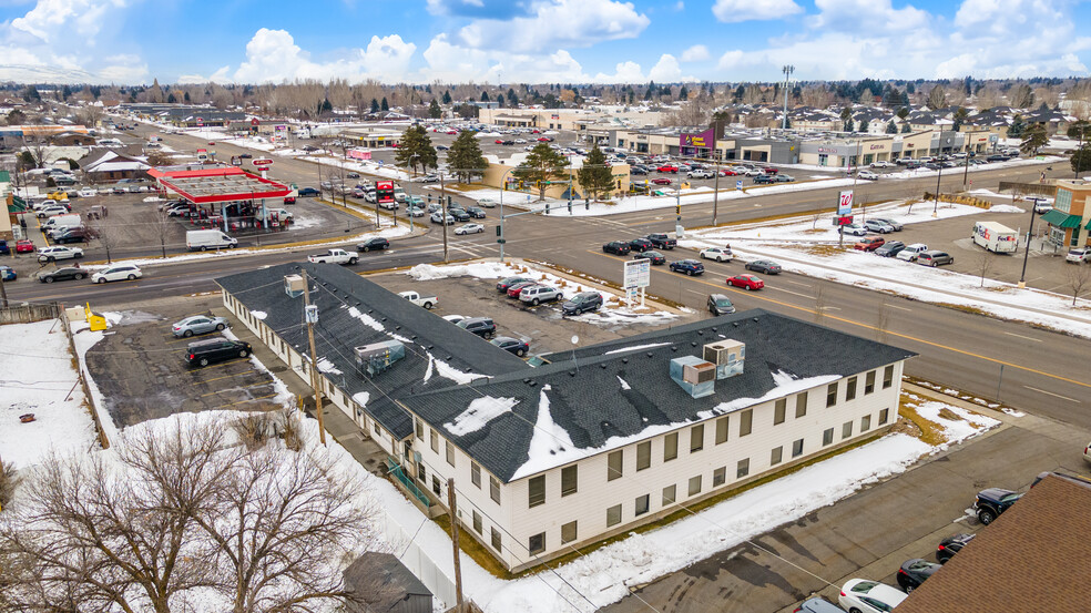 100 N Woodruff Ave, Idaho Falls, ID en venta - Foto del edificio - Imagen 3 de 5