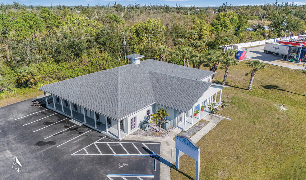 6161 Duncan Rd, Punta Gorda, FL en venta - Foto del edificio - Imagen 1 de 7