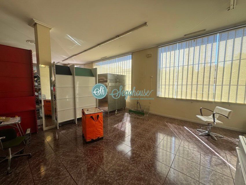 La Lastrilla, SEG 40196 - Unidad B - - Foto del interior - Image 2 of 5