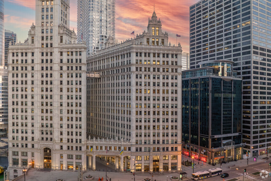 400 N Michigan Ave, Chicago, IL en alquiler - Foto del edificio - Imagen 1 de 21