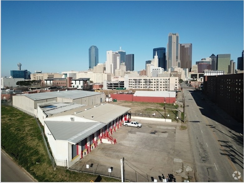 1207 S Harwood St, Dallas, TX en alquiler - Foto principal - Imagen 1 de 18