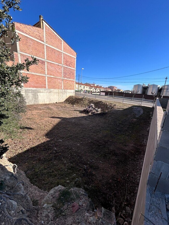 Más detalles de Carrer Prat de la Riba, 31, Sant Jaume dels Domenys - Terreno en venta