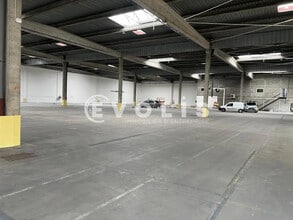 11 Avenue Du 24 Août 1944, Corbas en alquiler Foto del interior- Imagen 1 de 4