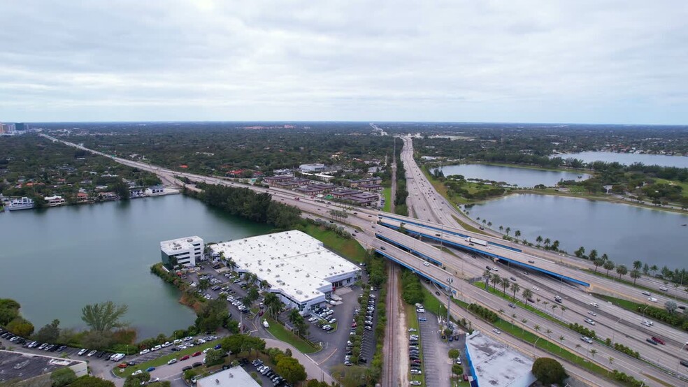 5000 SW 75th Ave, Miami, FL en alquiler - Vídeo de anuncio comercial - Imagen 2 de 8