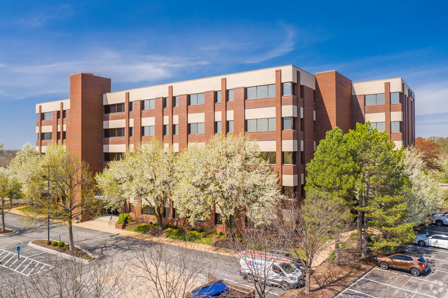 14500 S Outer Forty Rd, Chesterfield, MO en alquiler - Foto del edificio - Imagen 2 de 5