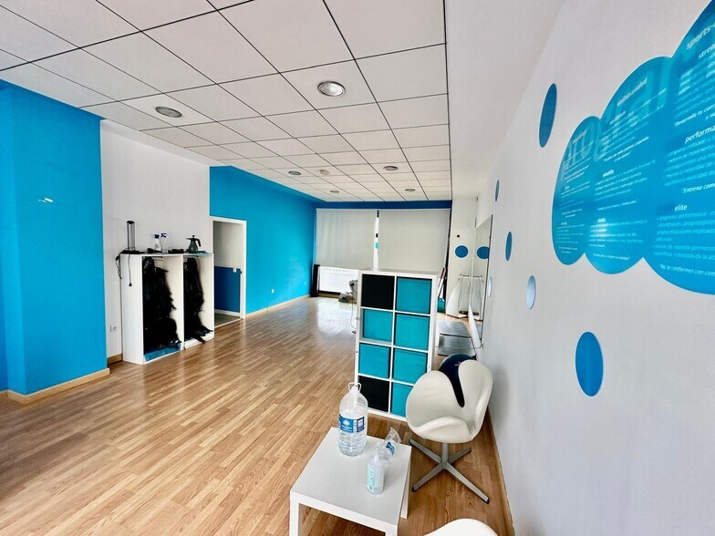 Local en Cáceres, Cáceres en venta - Foto del edificio - Imagen 2 de 11