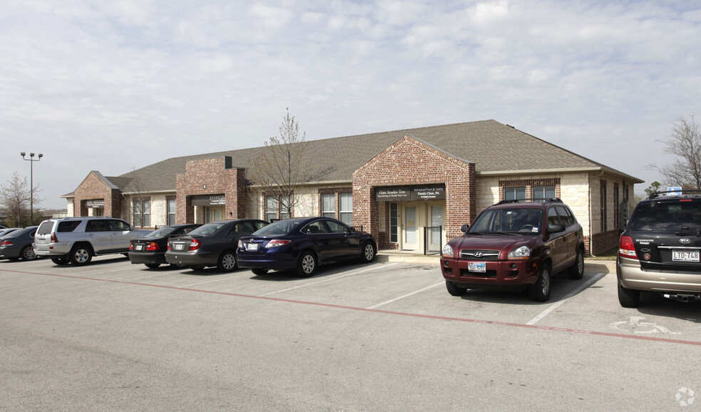 15901 Central Commerce Dr, Pflugerville, TX en alquiler - Foto del edificio - Imagen 2 de 17