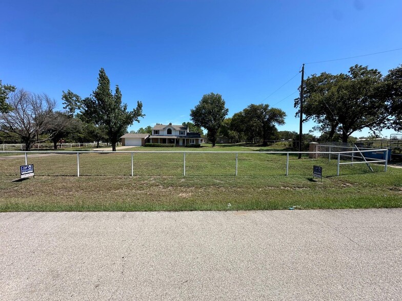 11552 Massey Rd, Pilot Point, TX en venta - Foto principal - Imagen 1 de 38