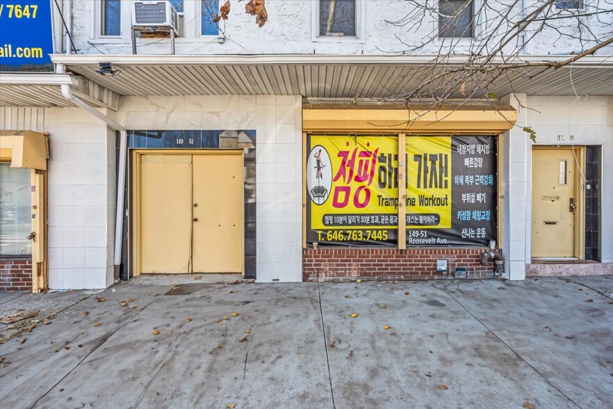 14951 Roosevelt Ave, Flushing, NY en venta - Foto del edificio - Imagen 2 de 31