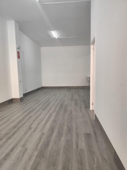 Local en Zaragoza, Zaragoza en alquiler - Foto del interior - Imagen 3 de 16