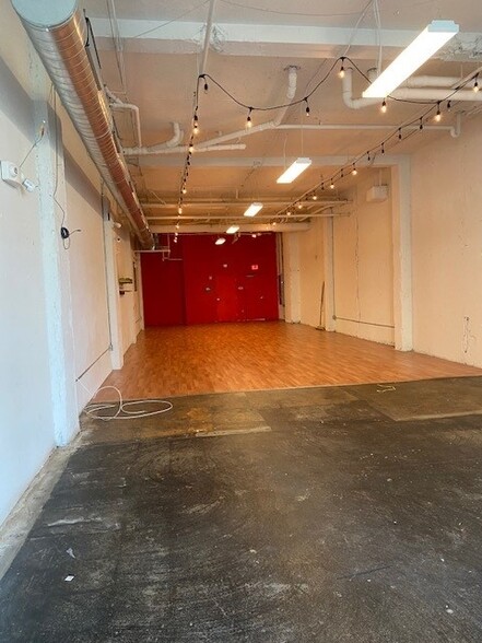 1123 E Main St, Bridgeport, CT en alquiler - Foto del interior - Imagen 1 de 8