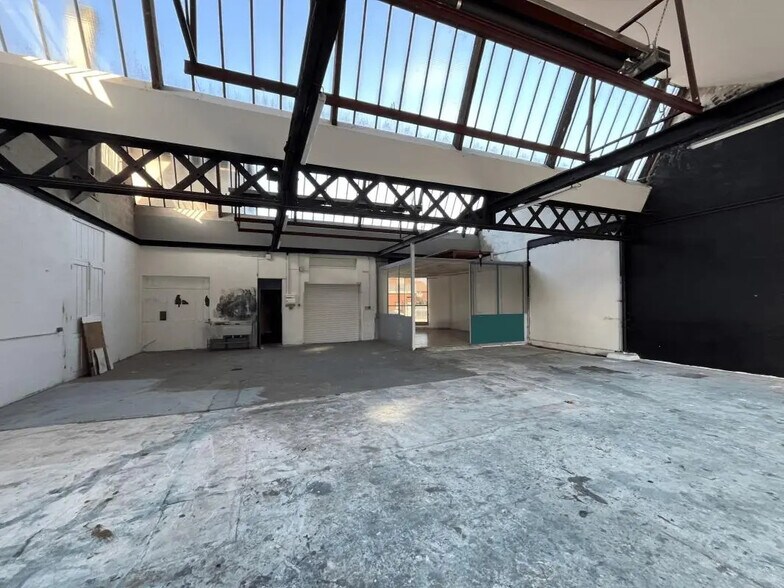 1033 Avenue Victor Hugo, Rillieux-la-Pape en alquiler - Foto del edificio - Imagen 2 de 8