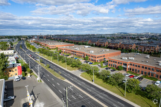 5944-6040 Boul Henri-Bourassa W, Montréal, QC - VISTA AÉREA  vista de mapa