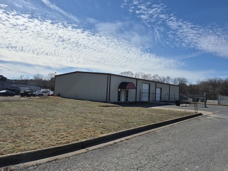 Cooper Creek Industrial Park cartera de 3 inmuebles en venta en LoopNet.es - Foto del edificio - Imagen 1 de 3