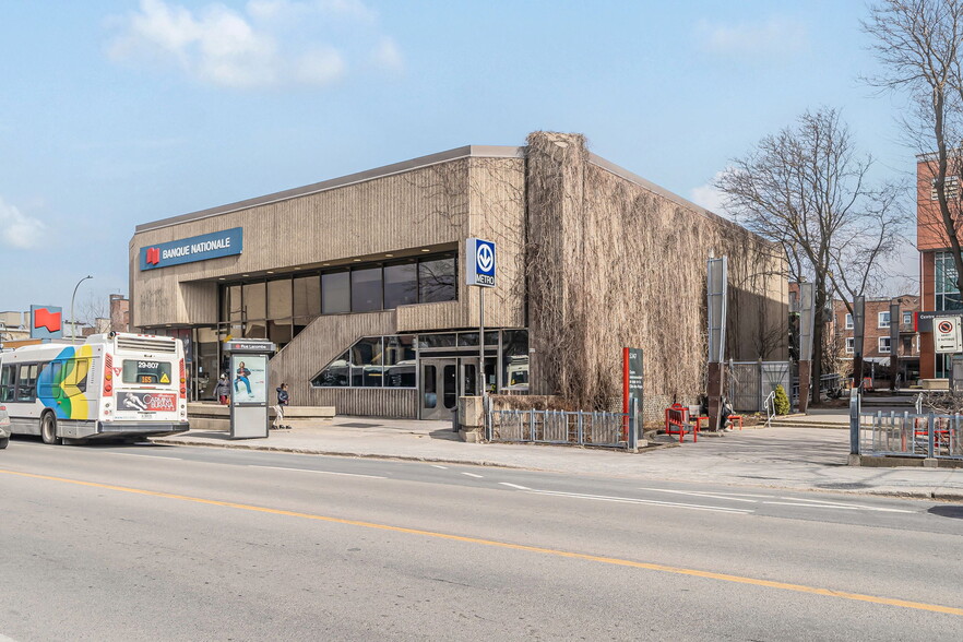 5450-5484 Ch De La Côte-Des-Neiges, Montréal, QC en alquiler - Foto del edificio - Imagen 2 de 9