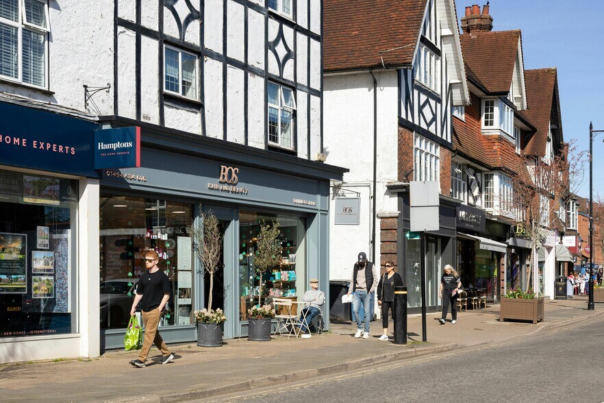 1-3 Sycamore Rd, Amersham en venta - Foto del edificio - Imagen 2 de 10