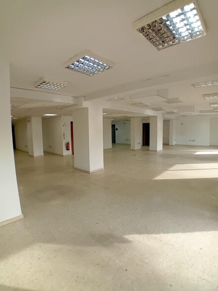 Oficina en Córdoba, Córdoba en alquiler - Foto del edificio - Imagen 2 de 18