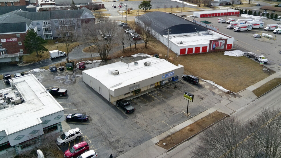 1924 E Milwaukee St, Janesville, WI en venta - Foto del edificio - Imagen 2 de 5