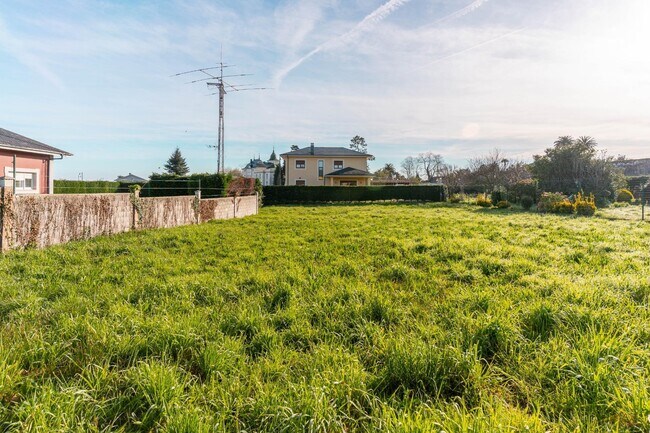 Más detalles de Calle Fuente del Truebano, 14, Valdés - Terreno en venta