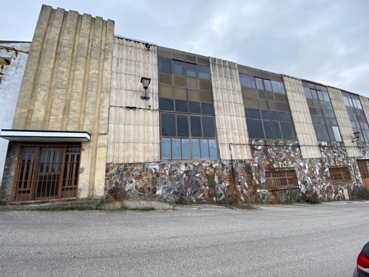 Nave en Ponferrada, León en venta Foto principal- Imagen 1 de 17