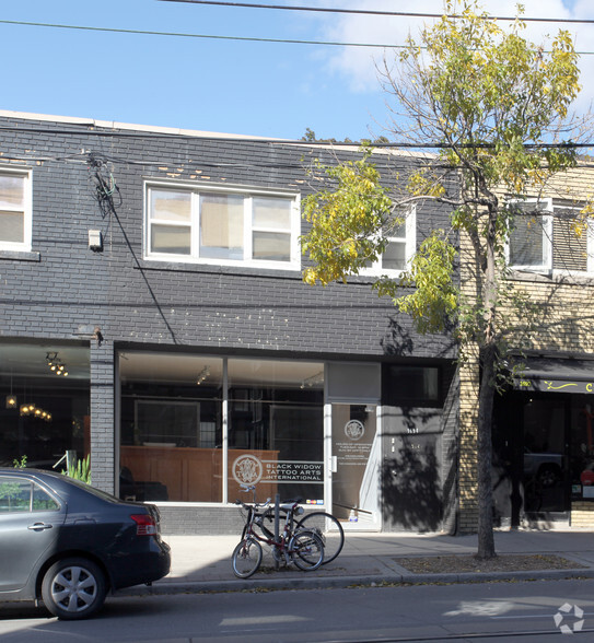 1694 Queen St W, Toronto, ON en venta - Foto principal - Imagen 1 de 2