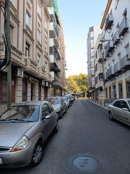 Calle Gonzalo Ximénez de Quesada, Córdoba, Córdoba en venta - Foto del edificio - Imagen 3 de 4