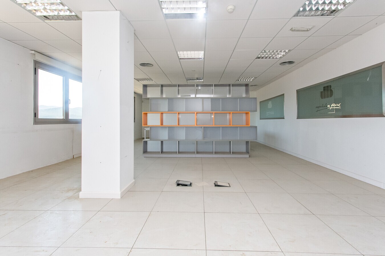 Sant Cugat del Vallès, BAR 08172 - Unidad 01 -  - Foto del interior - Image 1 of 30