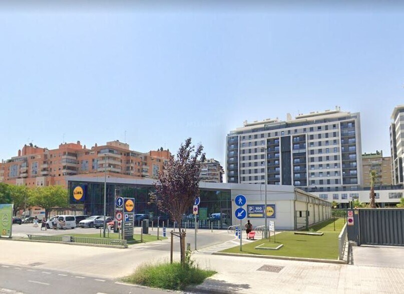 Local en València en venta - Foto del edificio - Imagen 3 de 4