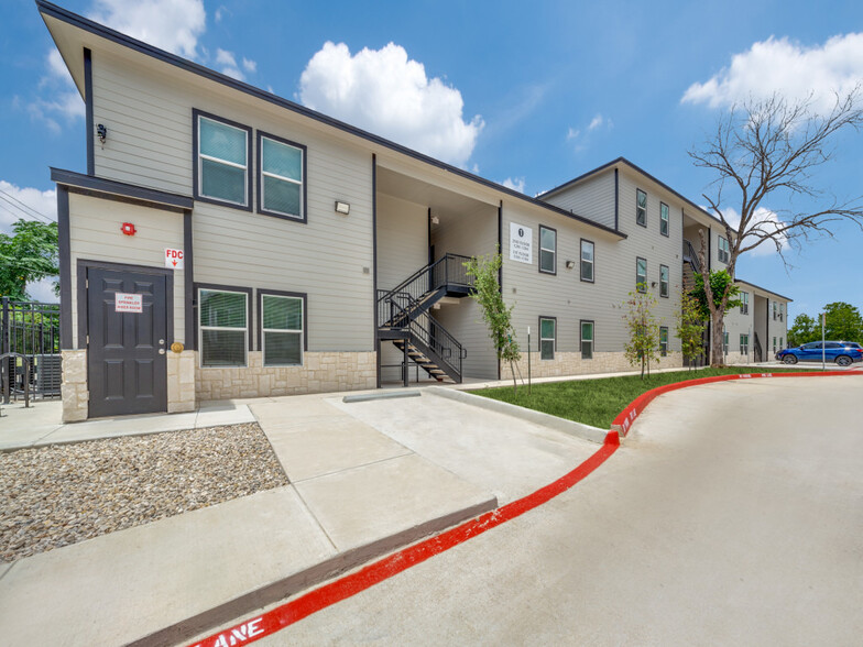 1501 E Southcross Blvd, San Antonio, TX en venta - Foto del edificio - Imagen 1 de 12