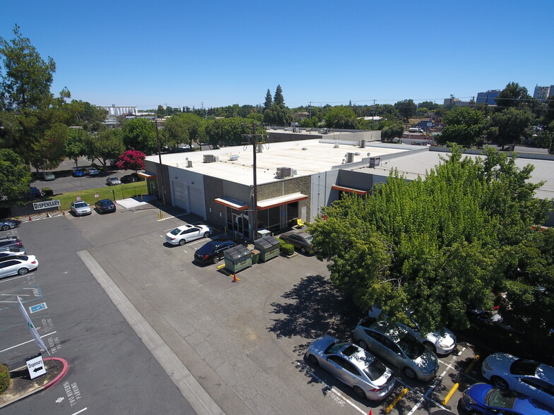 241 N 10th St, Sacramento, CA en alquiler - Foto del edificio - Imagen 3 de 15