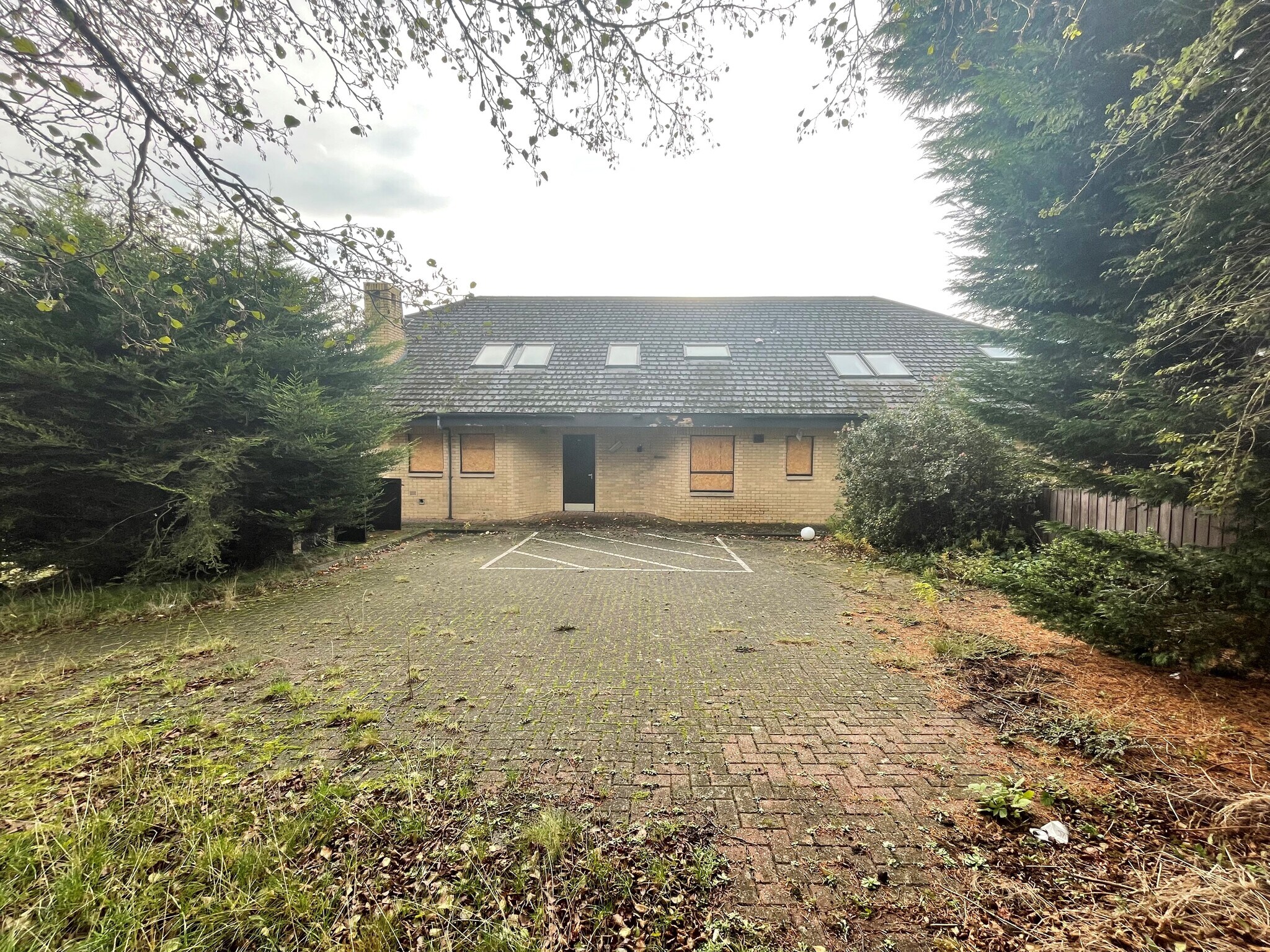 Colston Rd, Airdrie en venta Foto principal- Imagen 1 de 25