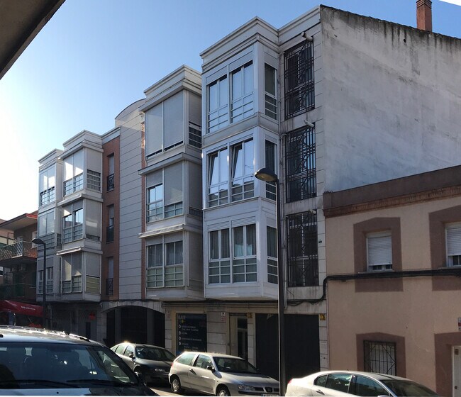 Más detalles de Calle Serranillos, 3, Getafe - Edificio residencial​ en venta