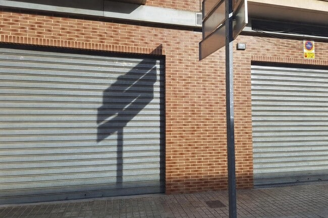Más detalles de Barri de l'Estació, La Pobla Llarga - Nave en venta