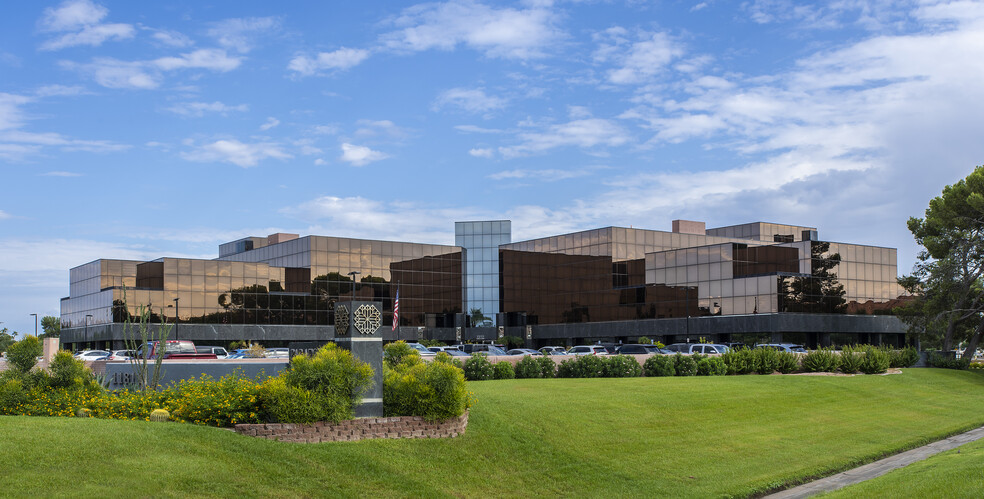 11811 N Tatum Blvd, Phoenix, AZ en alquiler - Foto del edificio - Imagen 1 de 9