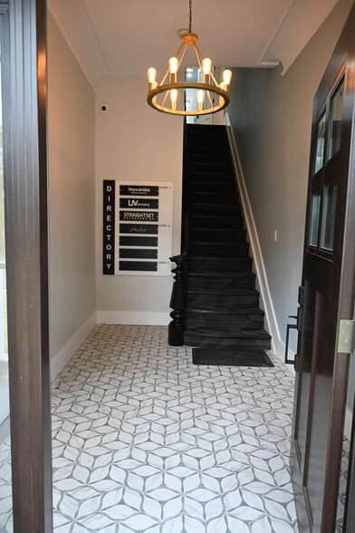 123 Green St, Woodbridge, NJ en alquiler - Foto del interior - Imagen 3 de 8