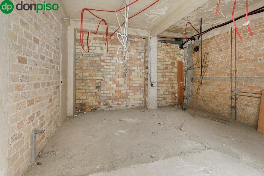 Calle Tierra del Fuego, 1-1, Granada, Granada en venta - Foto del interior - Imagen 2 de 7