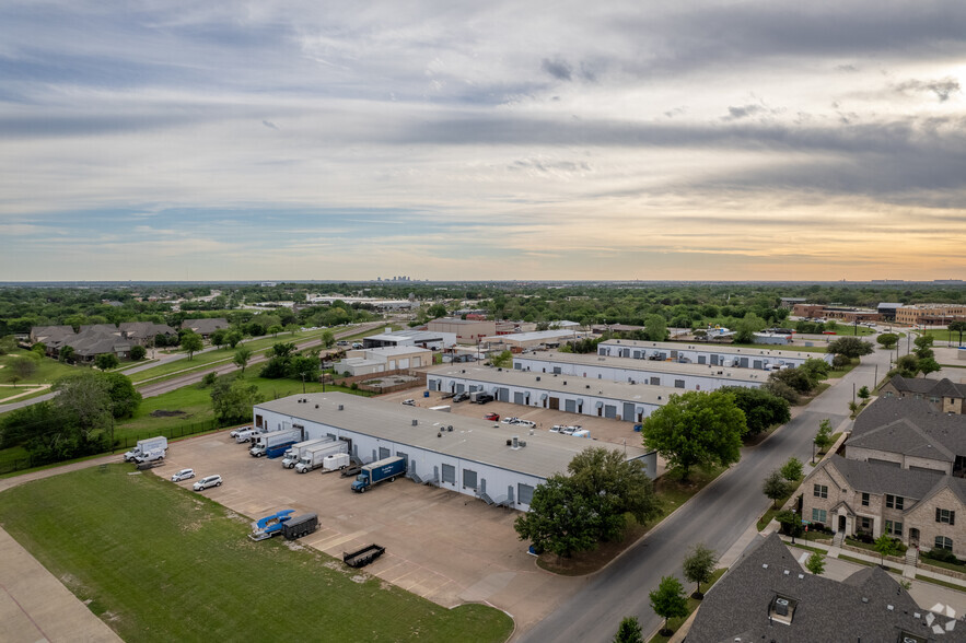 8212 Northeast Pky, North Richland Hills, TX en alquiler - Foto del edificio - Imagen 1 de 8