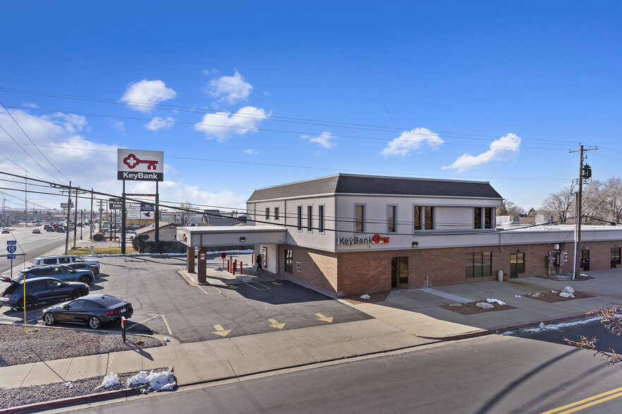 Key Bank Roy Retail Complex cartera de 3 inmuebles en venta en LoopNet.es - Foto del edificio - Imagen 2 de 12