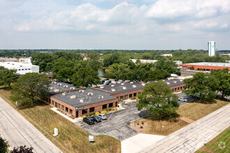 600-650 Executive Dr, Willowbrook, IL - VISTA AÉREA  vista de mapa - Image1