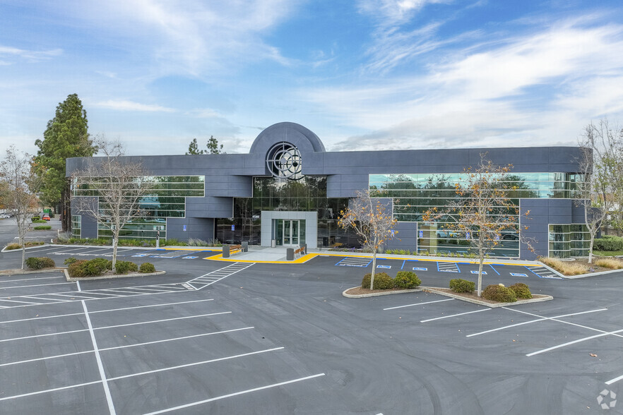 47200 Bayside Pky, Fremont, CA en alquiler - Foto del edificio - Imagen 1 de 19