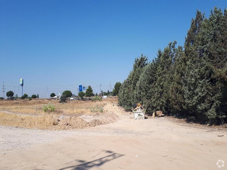 Terreno en Pozuelo de Alarcón, Madrid en venta - Foto del edificio - Imagen 2 de 2