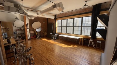 456 Johnson Ave, Brooklyn, NY en alquiler Foto del interior- Imagen 1 de 6