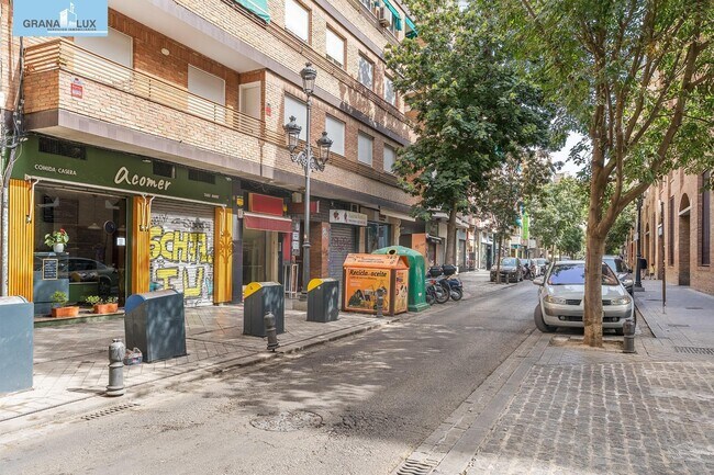 Más detalles de Calle San Juan de Dios, 32, Granada - Local en venta