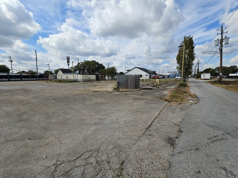 6929 Harrisburg Blvd, Houston, TX en alquiler - Foto del edificio - Imagen 2 de 7