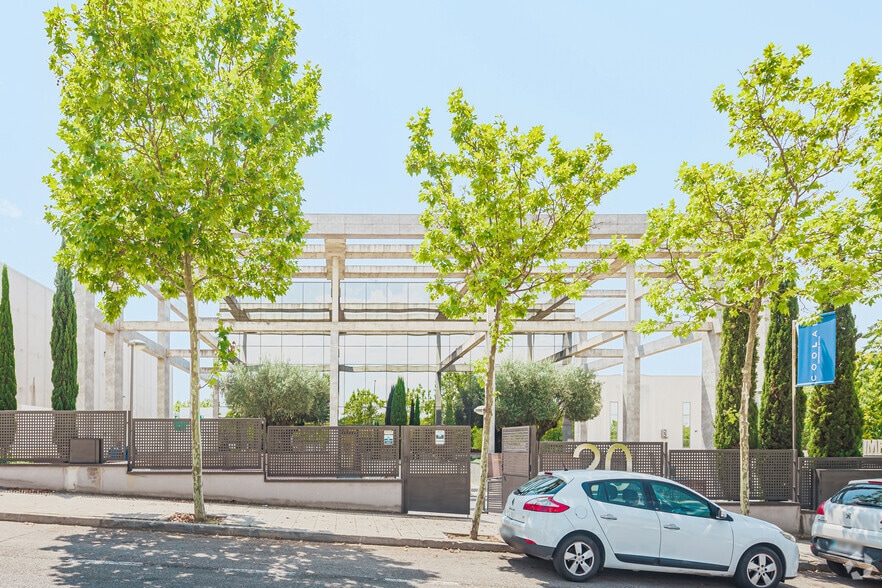 Calle Impresores, 20, Boadilla del Monte, Madrid en alquiler - Foto del edificio - Imagen 3 de 4