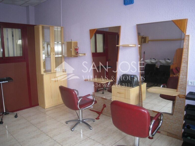 Local en Aspe en alquiler - Foto del edificio - Imagen 2 de 5