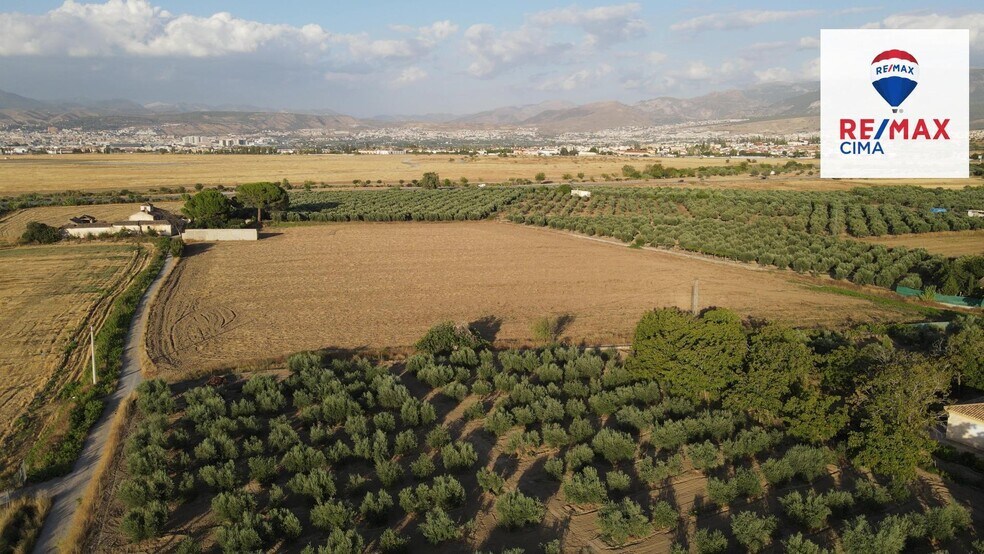 Diseminado Extrarradio, 178, Alhendín, Granada en venta - Foto principal - Imagen 1 de 45