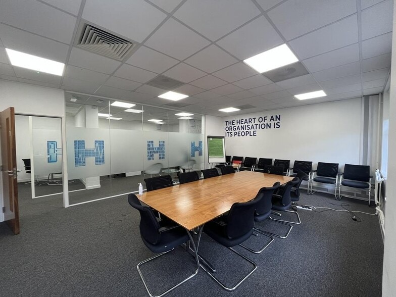 Waterloo Ln, Chelmsford en alquiler - Foto del edificio - Imagen 3 de 10