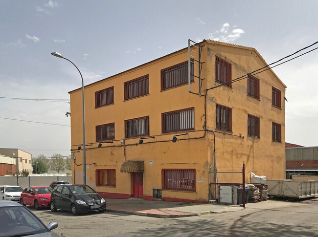 Más detalles de Calle Gavilanes, 13, Pinto - Oficina, nave en alquiler