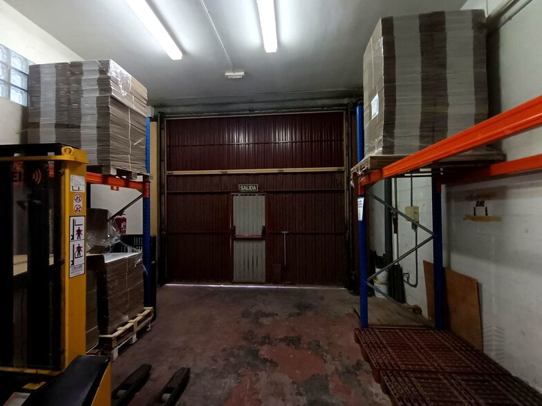 Nave en Zaragoza, Zaragoza en venta - Foto del interior - Imagen 3 de 35
